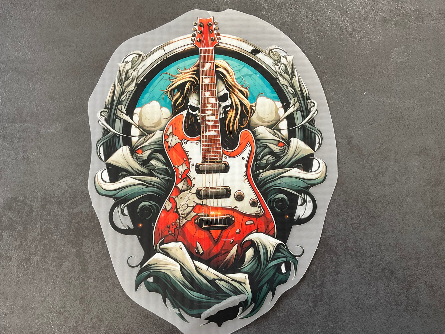 Bügelbild Gitarre mit Totenkopf 16 cmx 22cm (Breite x Höhe )