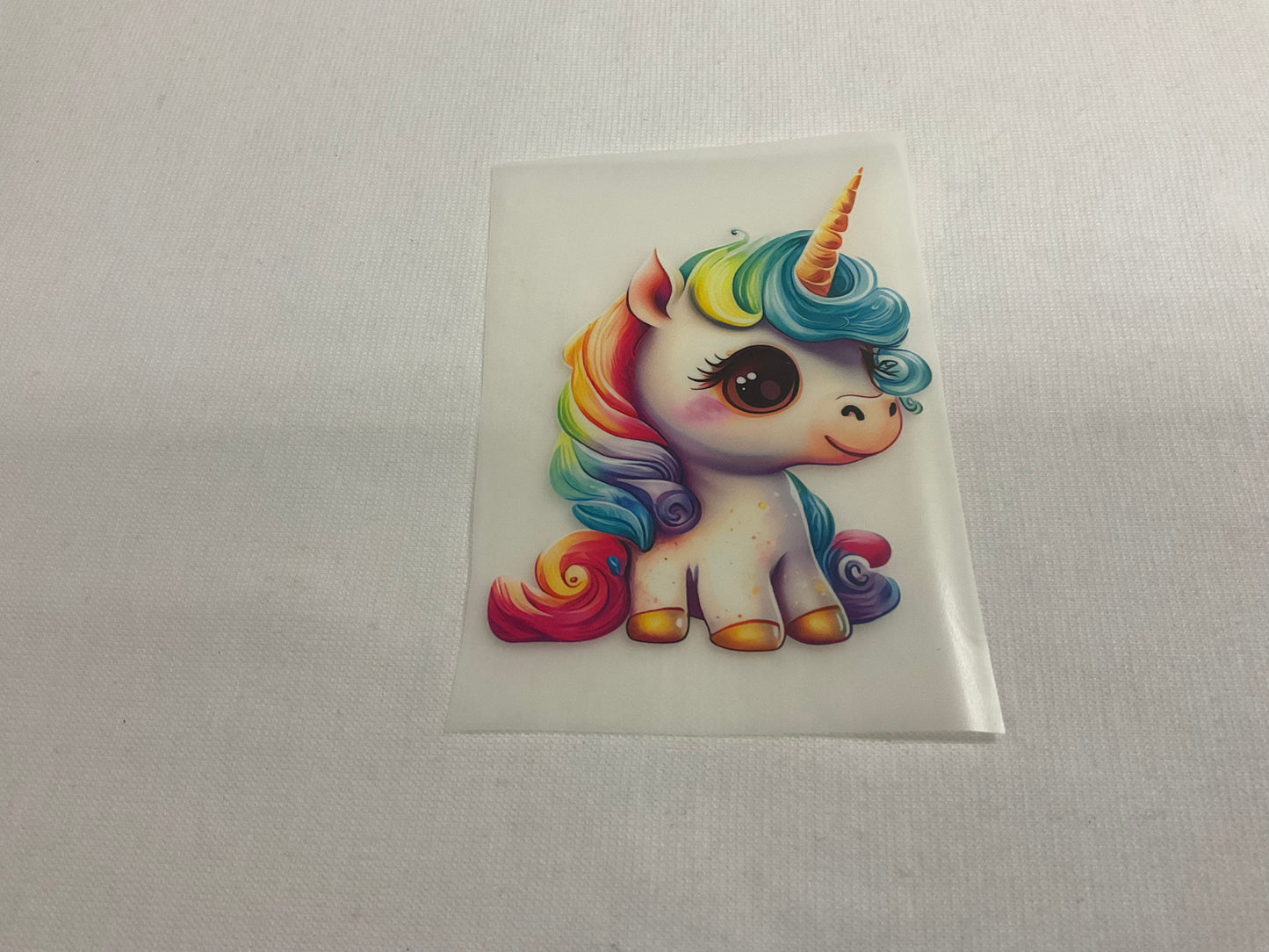 Bügelbild seitlich stehendes Einhorn Weiß, Gold 6cm x 8cm (Breite x Höhe )